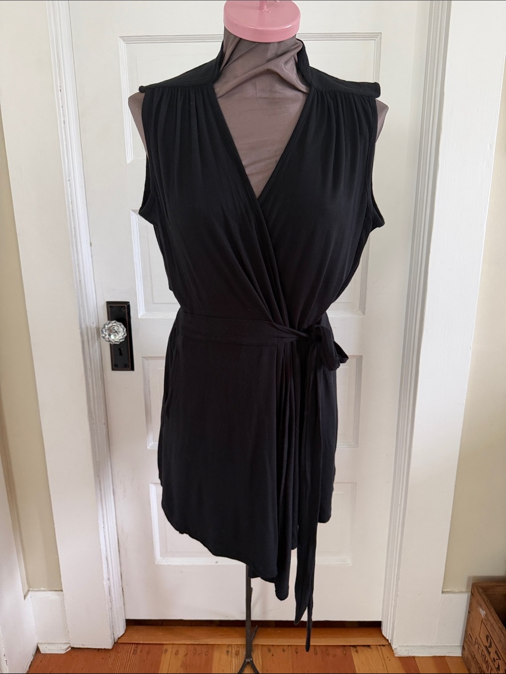 Wilster‎ Sleeveless Black Wrap Dress Medium